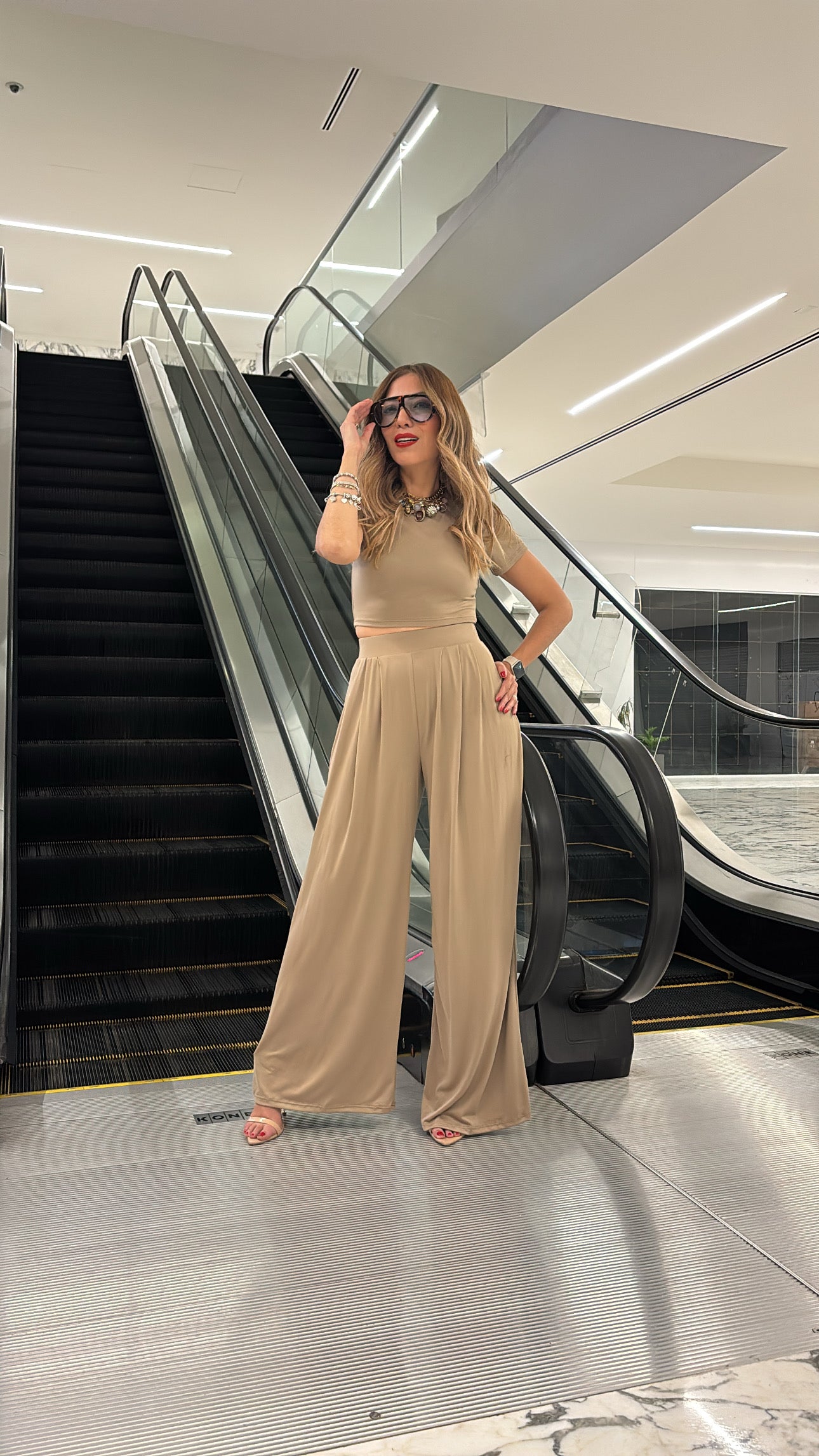 SET PANTALÓN Y BLUSA TOSTADO
