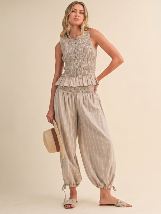 SET DE BLUSA Y PANTALÓN RAYADO BEIGE