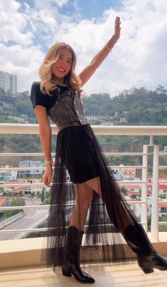 VESTIDO NEGRO TUL