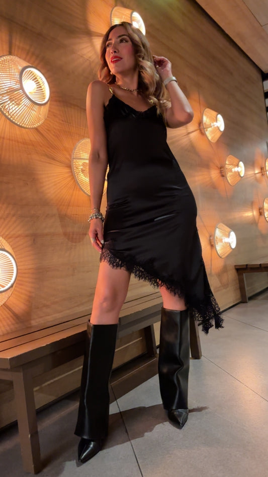 VESTIDO LENCERO NEGRO