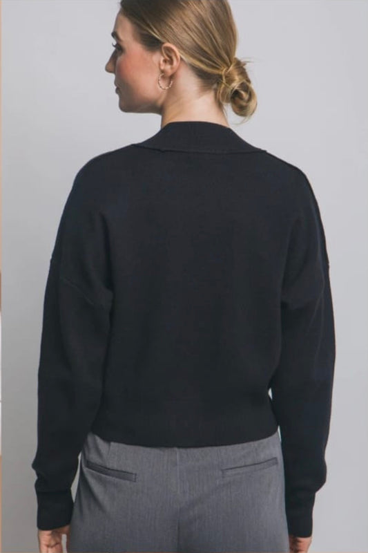 SUÉTER BOTONES NEGRO