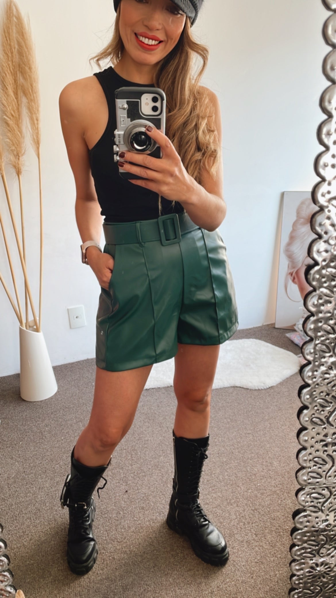 SHORTS VINIPIEL VERDE