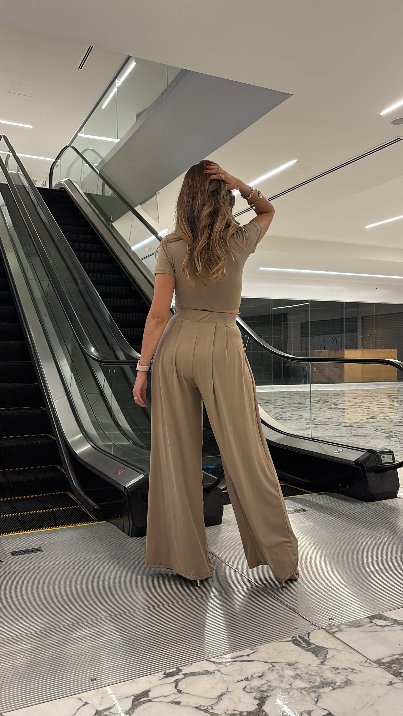 SET PANTALÓN Y BLUSA TOSTADO