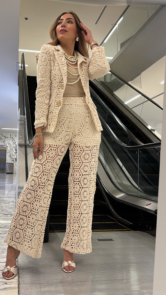 SET BLAZER Y PANTALÓN CROCHET