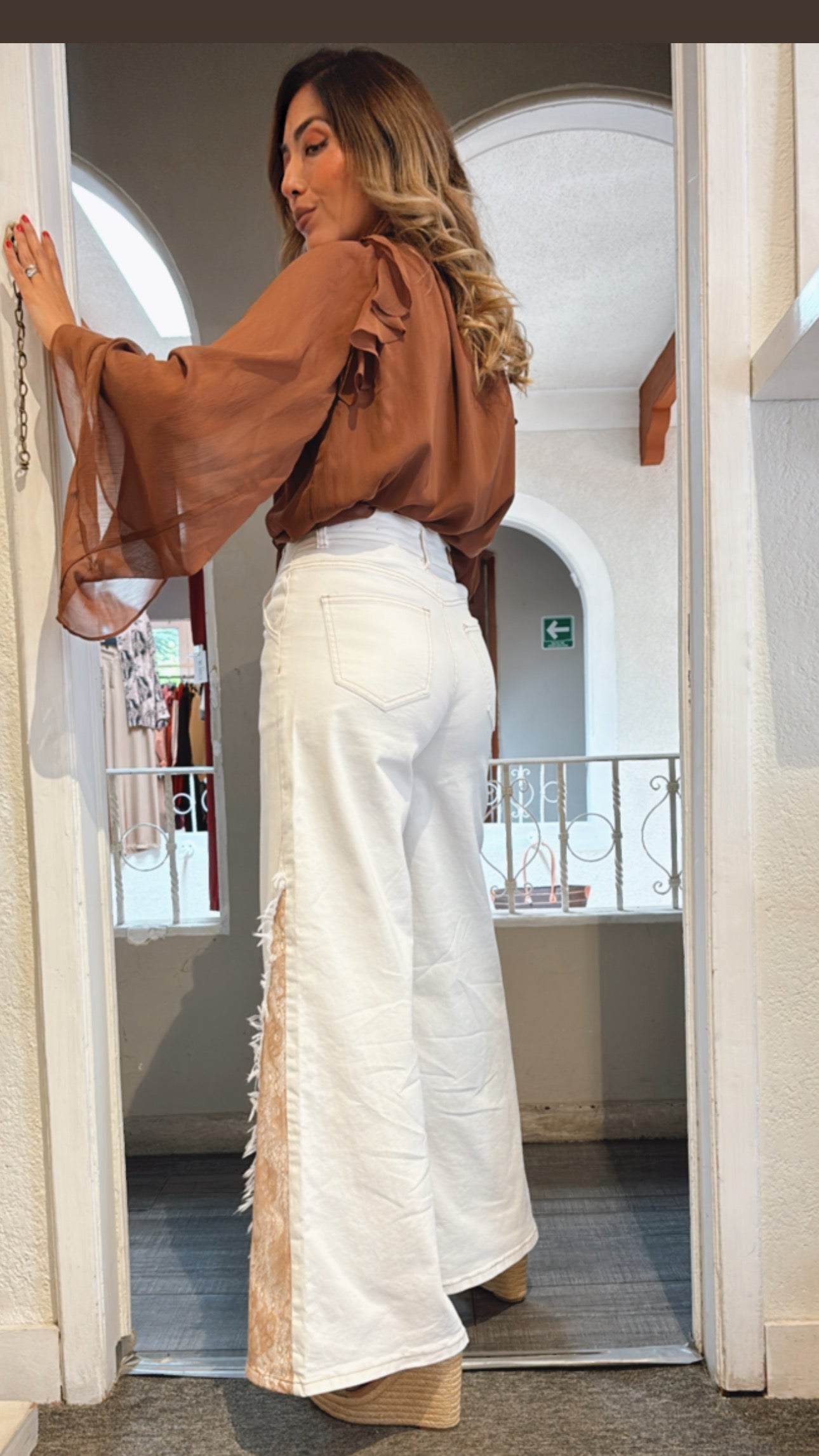JEANS WIDE LEG ENCAJE