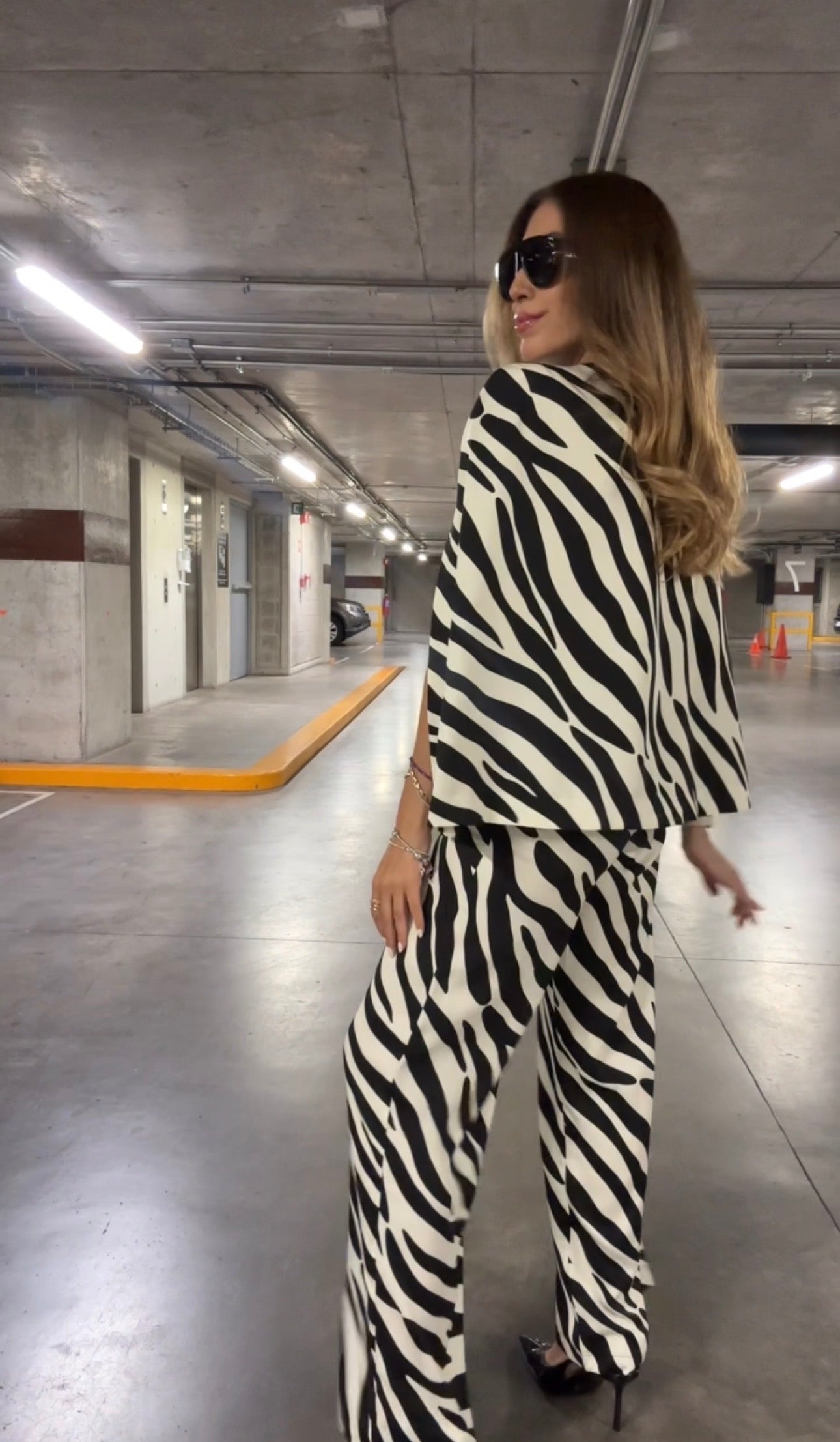 PANTALÓN ESTAMPADO ZEBRA