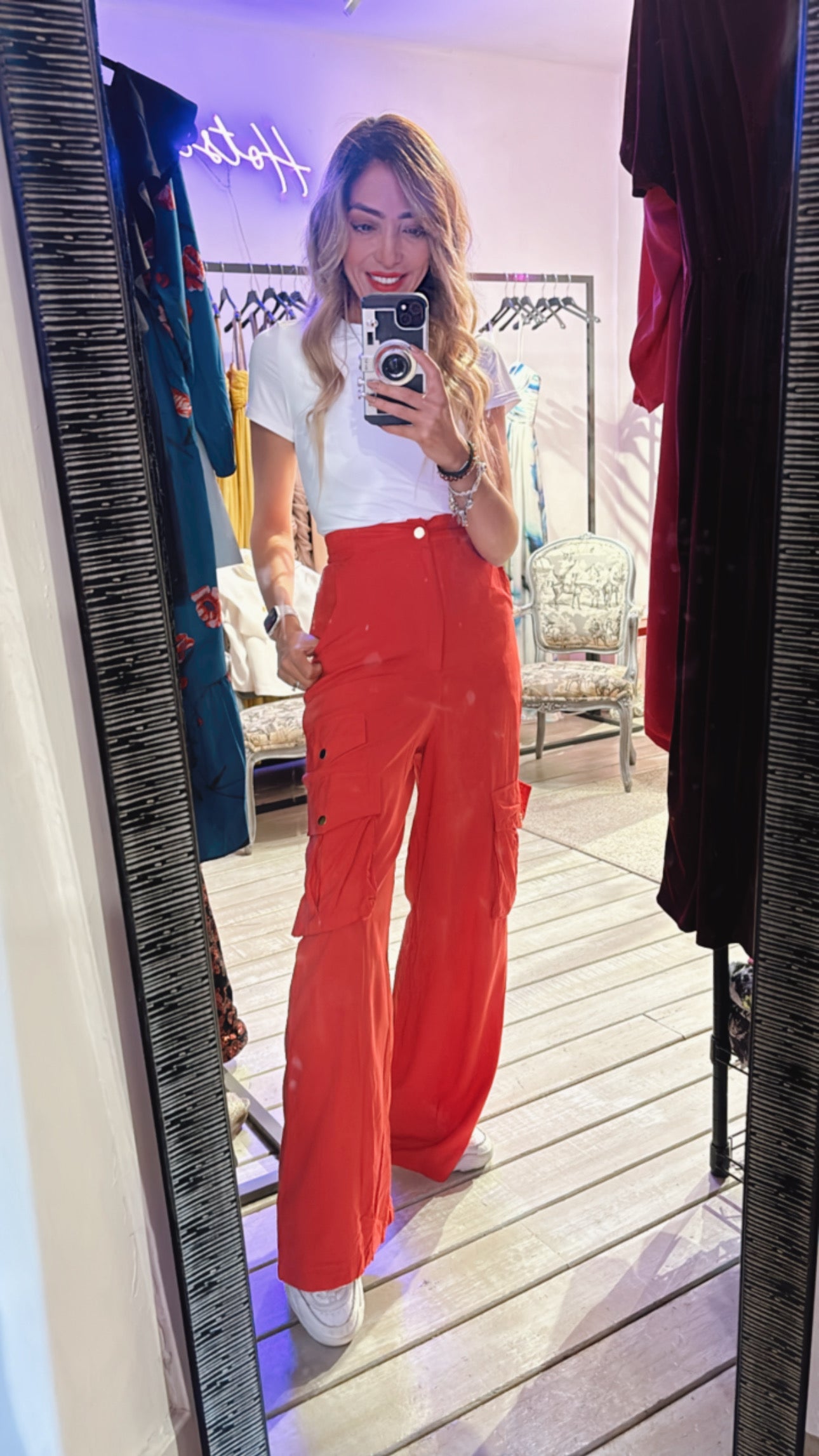 PANTALÓN ROJO CARGO