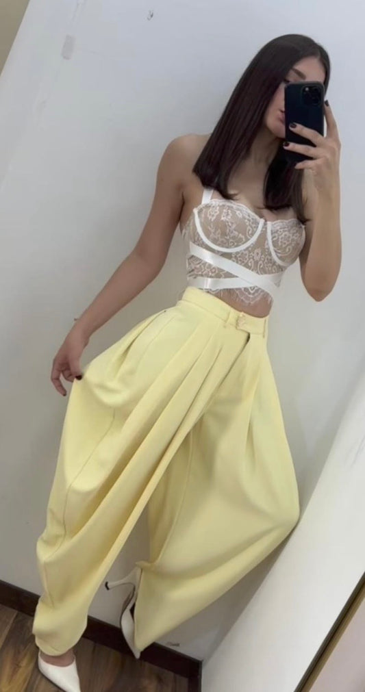 PANTALÓN GLOBO AMARILLO