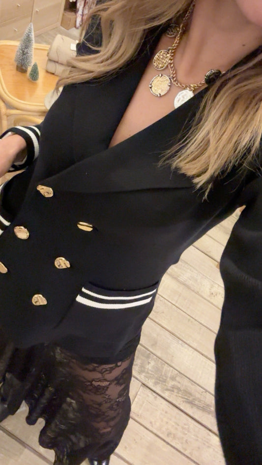 BLAZER DE PUNTO CON BOTONES