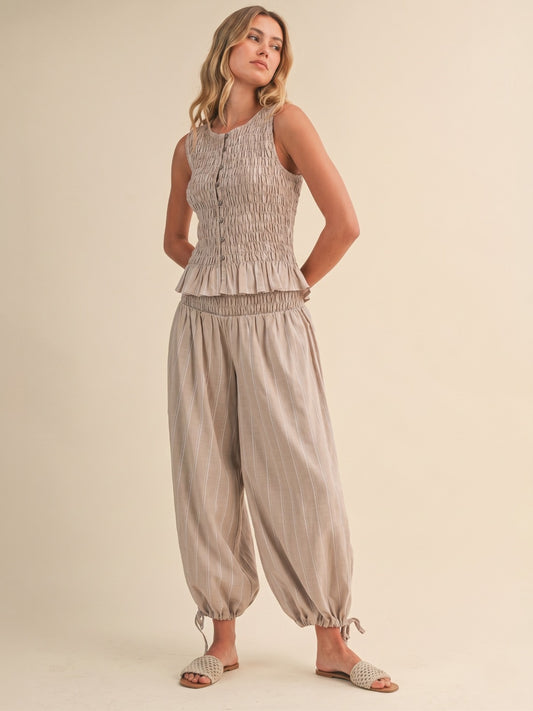 SET DE BLUSA Y PANTALÓN RAYADO BEIGE