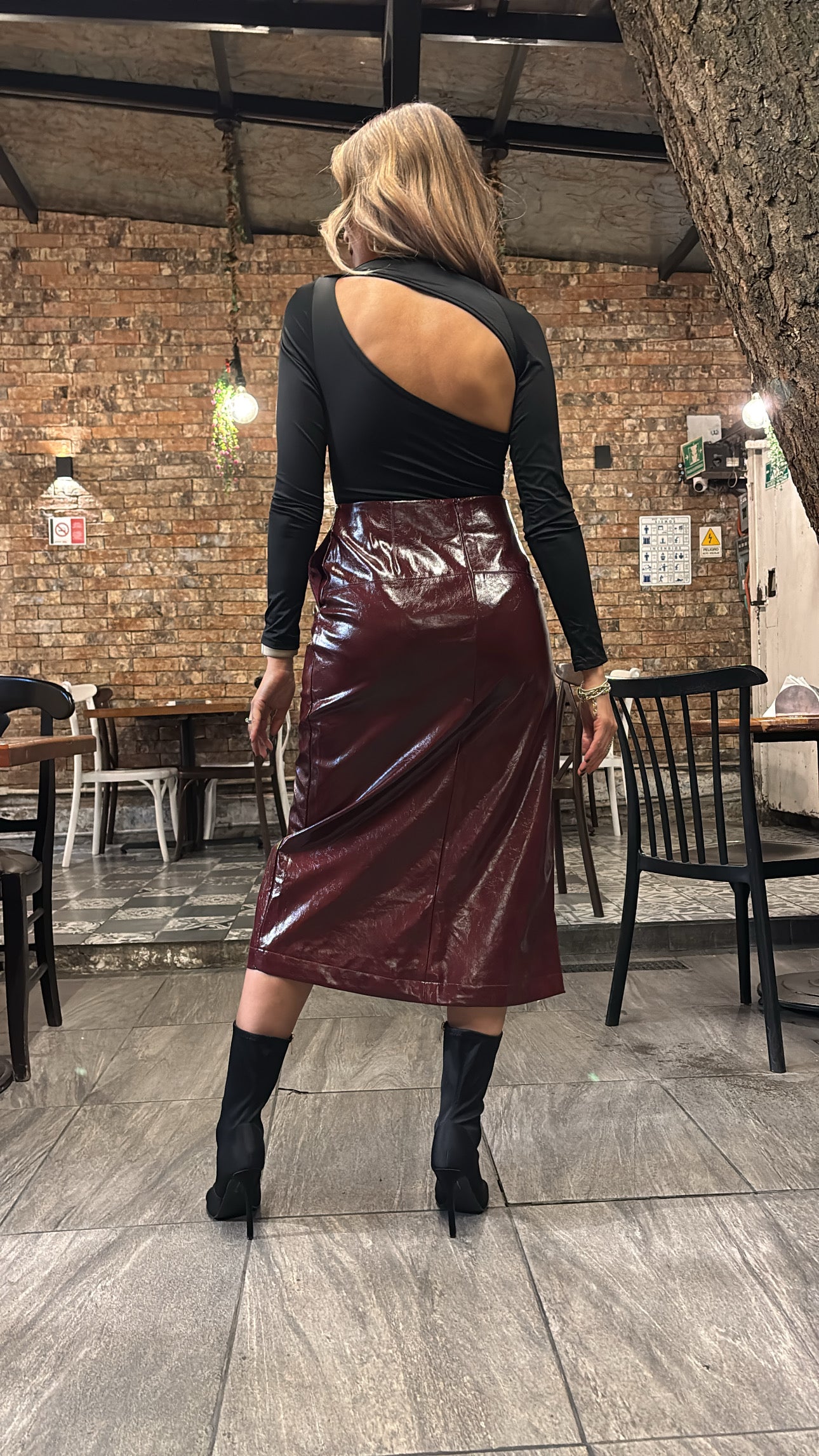 BODY ASIMÉTRICO MANGA LARGA