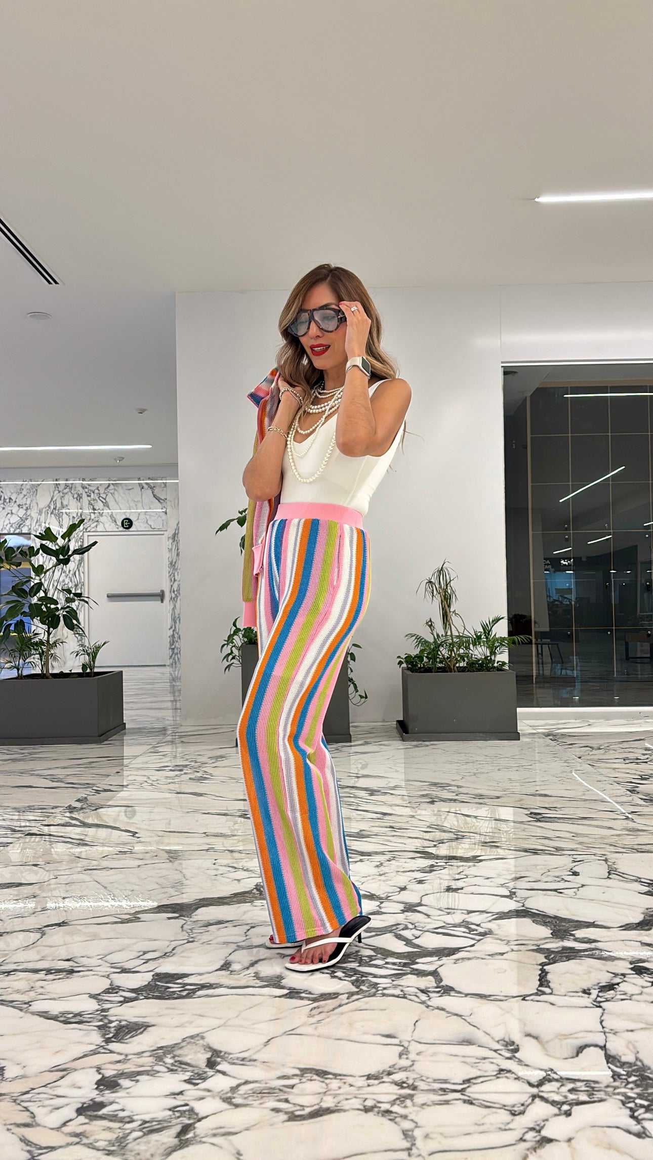 CONJUNTO CHAQUETA Y PANTALÓN RAYAS COLORES