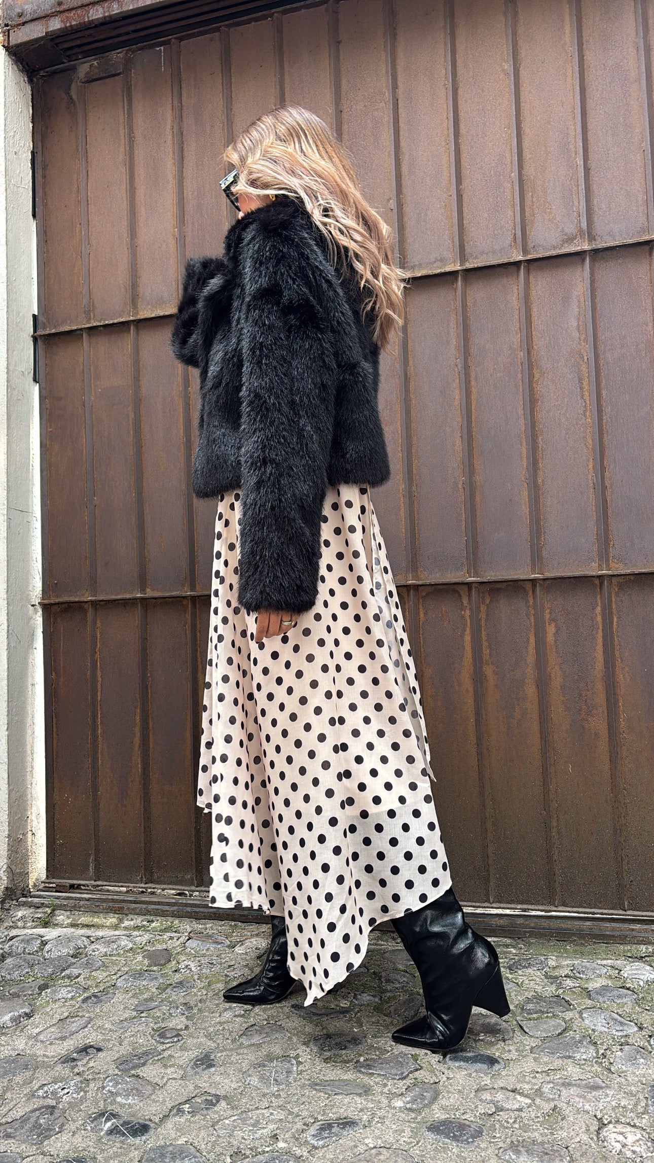 VESTIDO HALTER LUNARES