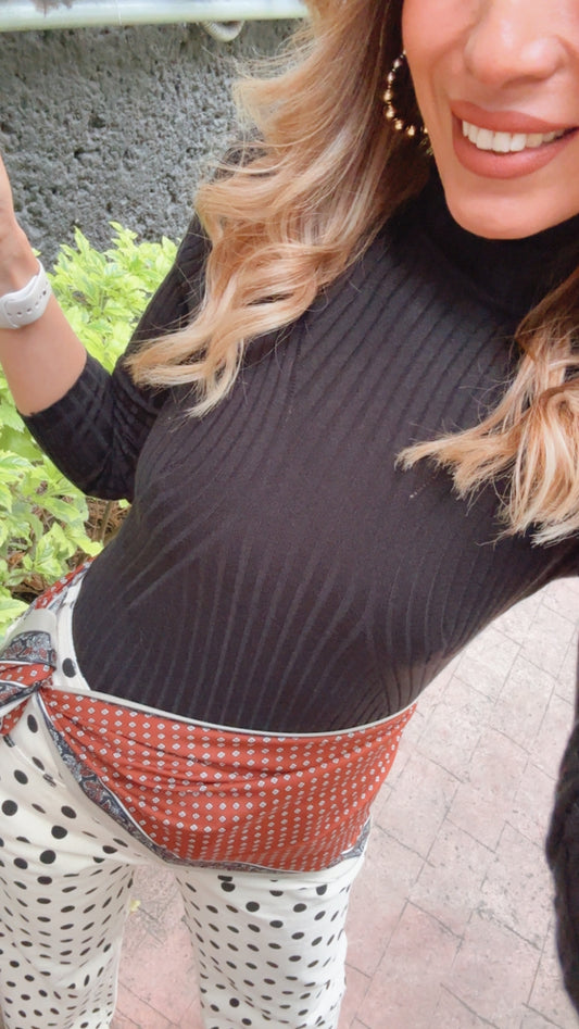 BODY CUELLO ALTO NEGRO