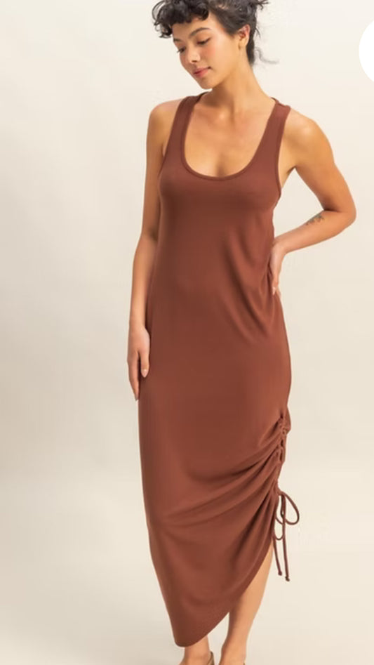 VESTIDO CAFÉ TIRANTES