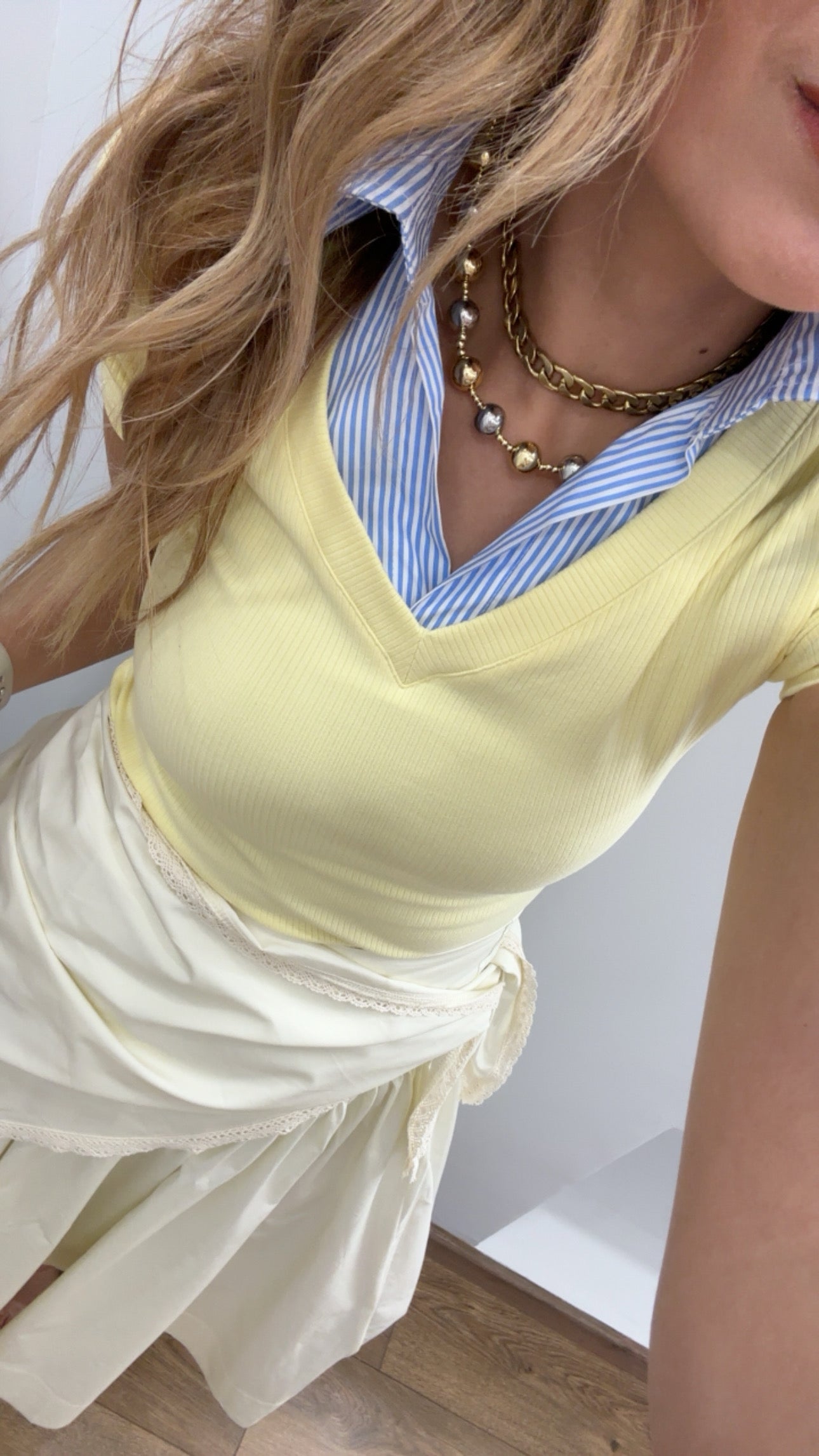 BLUSA CUELLO CAMISA VAINILLA