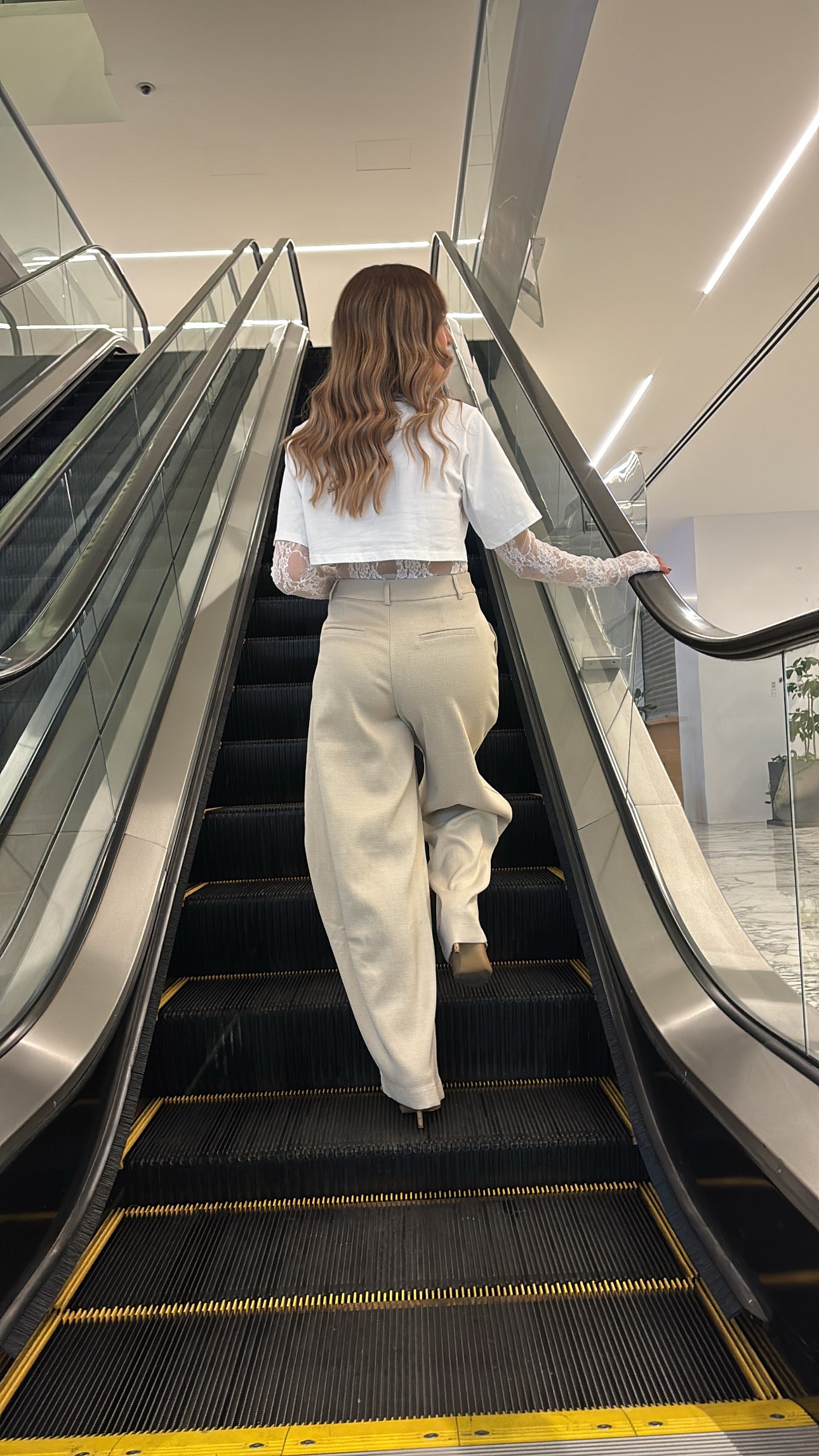 PANTALÓN VESTIR BARREL BEIGE