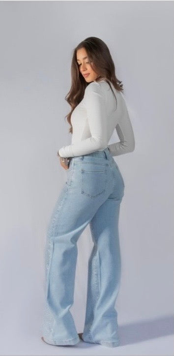 JEANS BRILLOS