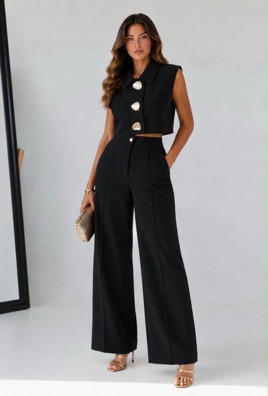 SET CHALECO Y PANTALÓN BROCHES