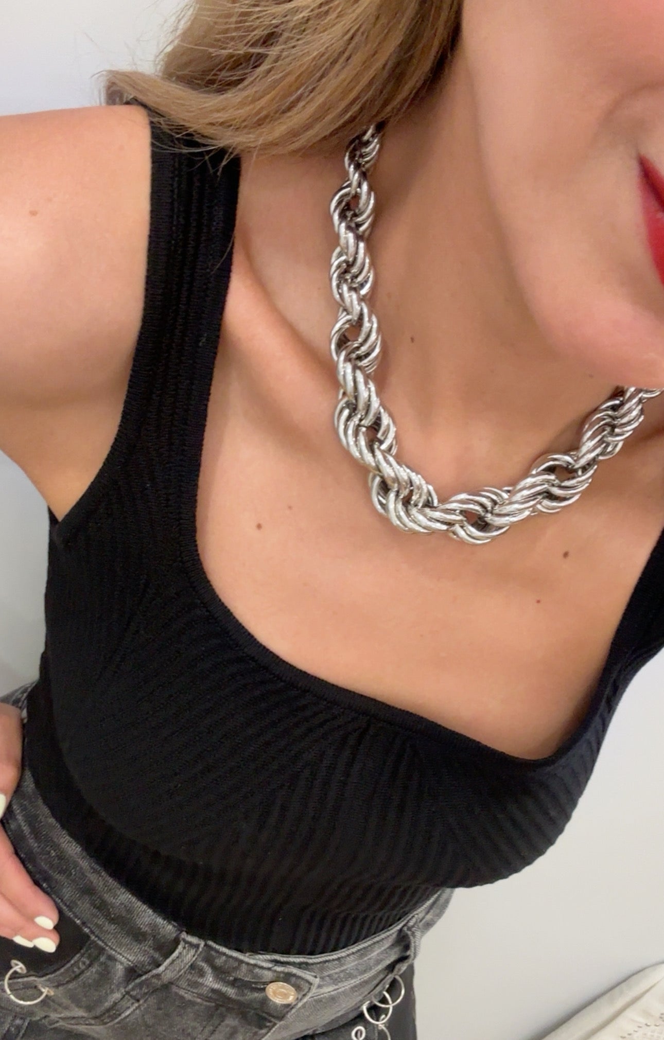 BODY CUELLO CUADRADO PUNTO ACANALADO NEGRO