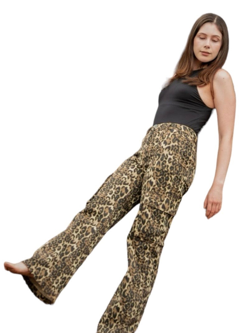 JEANS CARGO ANIMAL PRINT